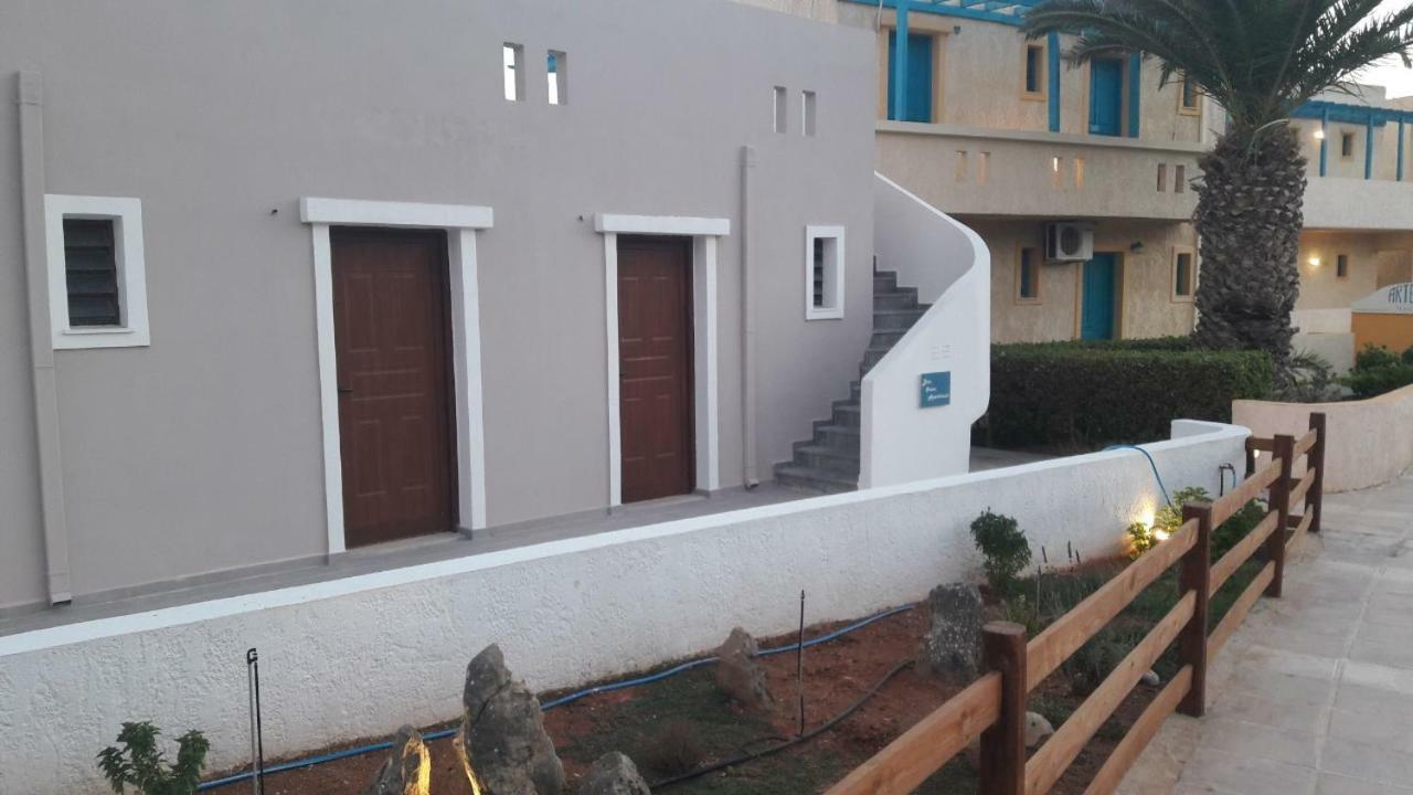 Blue Ocean Apartments Makry Gialos  Exterior photo